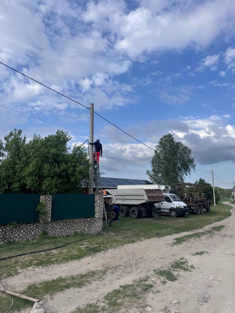 Гібридна сонячна станція 15 кВт з АКБ 16 кВт·год у Тернопільській області